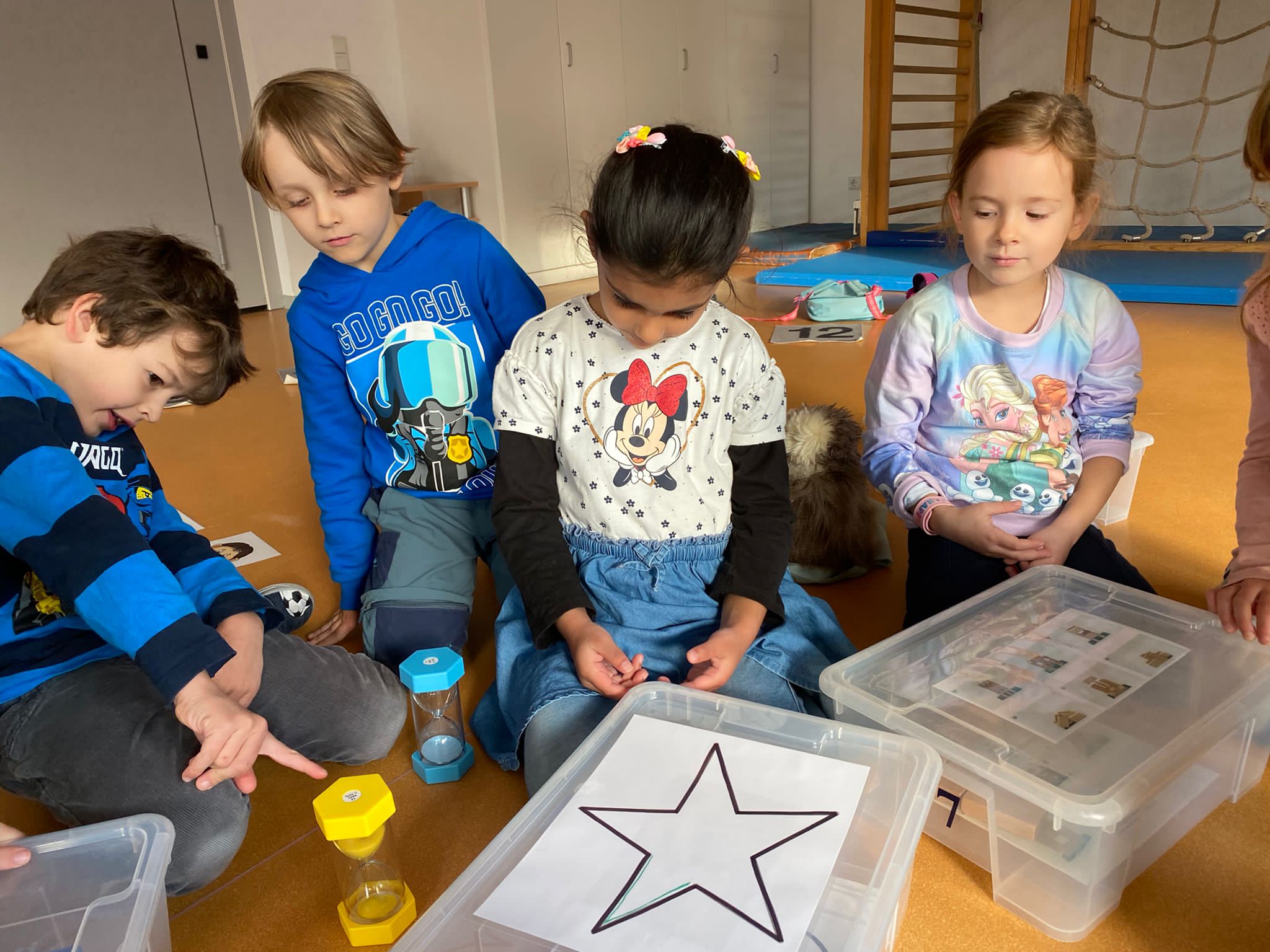 naseweis spielzeug Vorschulbande mit Berta Naseweis – Sankt Albertus Bensheim